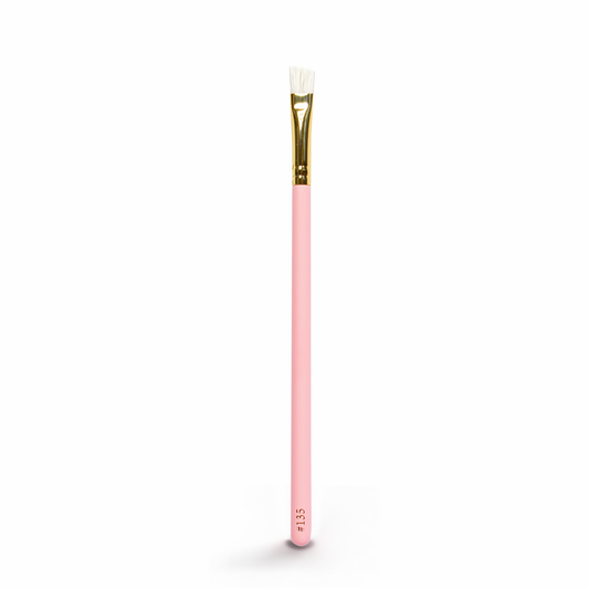 #135 Angled Lip Definer Brush